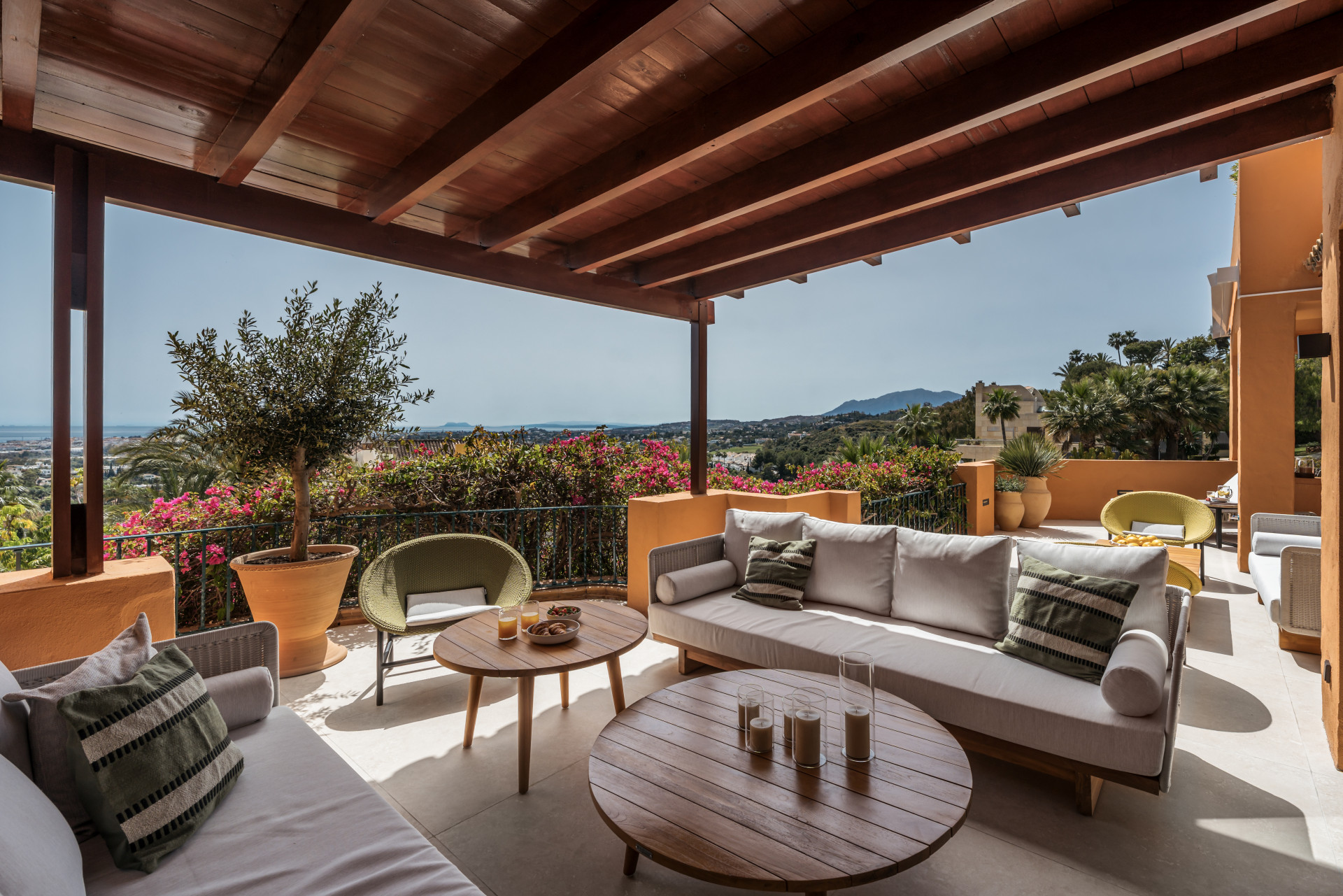 Apartment – Nueva Andalucia – Marbella – PLP05321