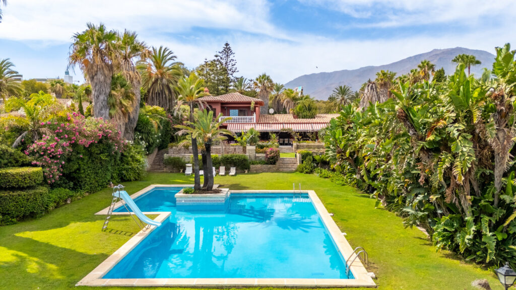 Villa – Estepona – 395