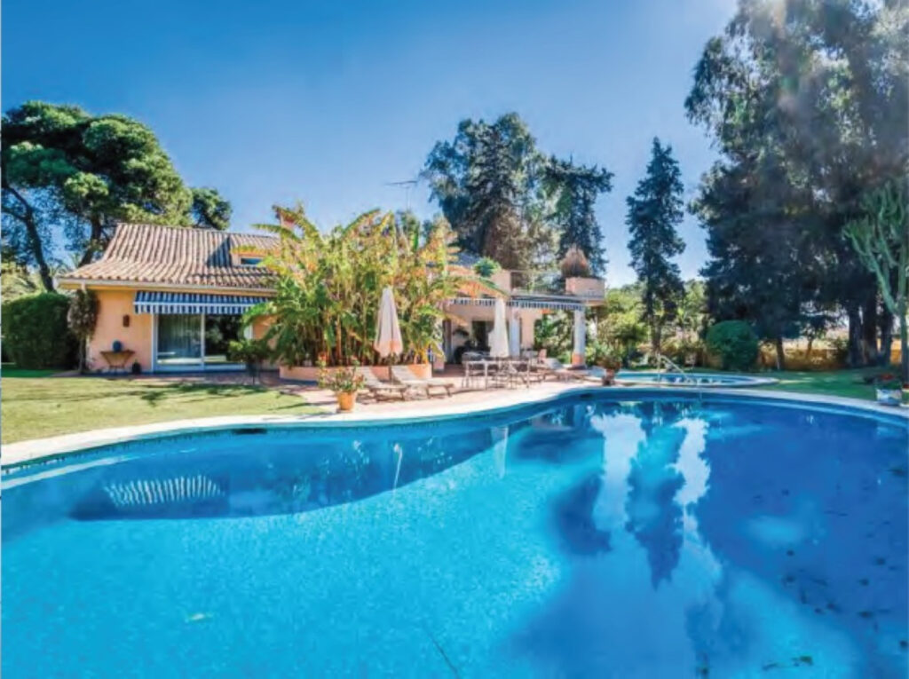 Villa – Estepona – 300