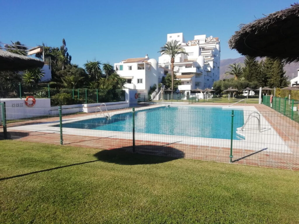 Apartment – Estepona – 300