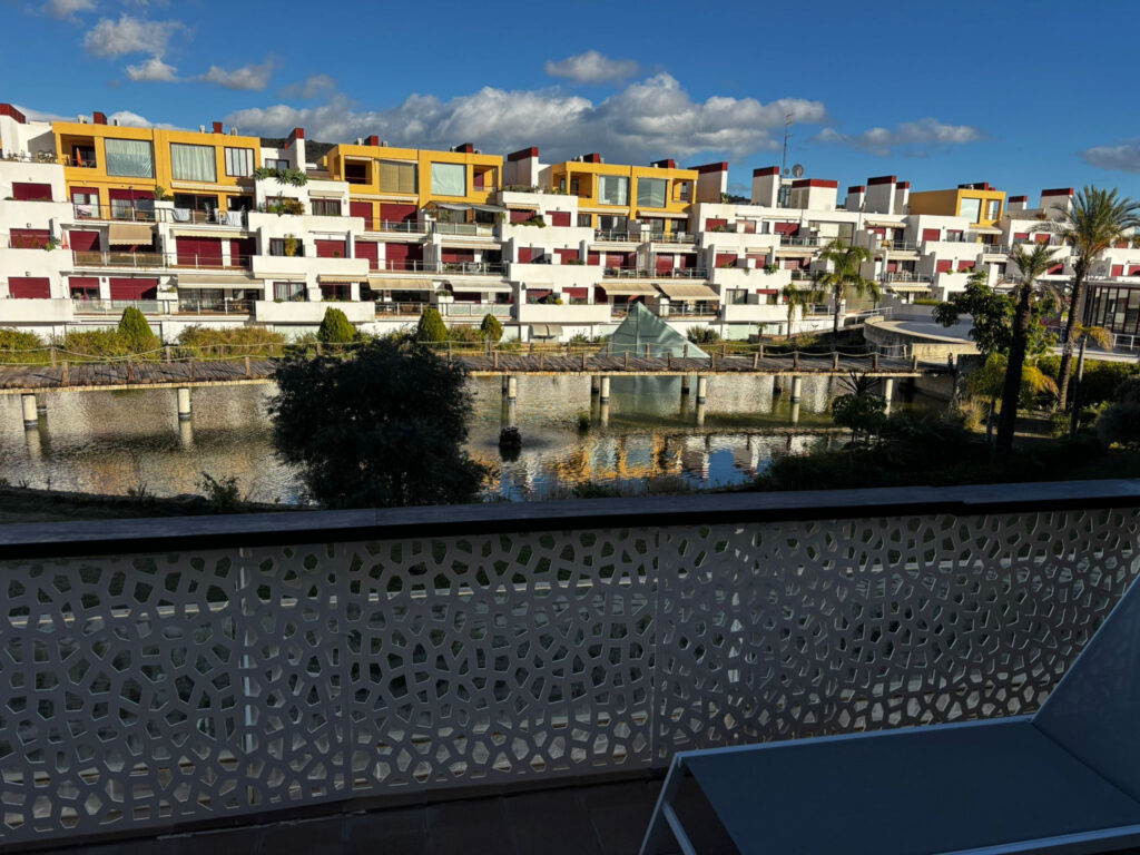 Apartment – Estepona East – Estepona – 300