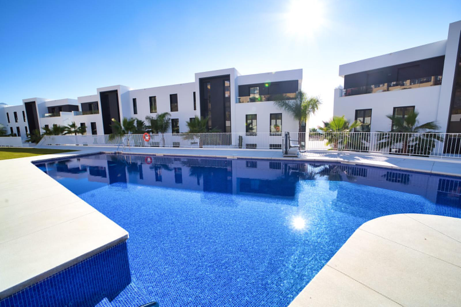 Apartment – Nueva Andalucia – Marbella – 300