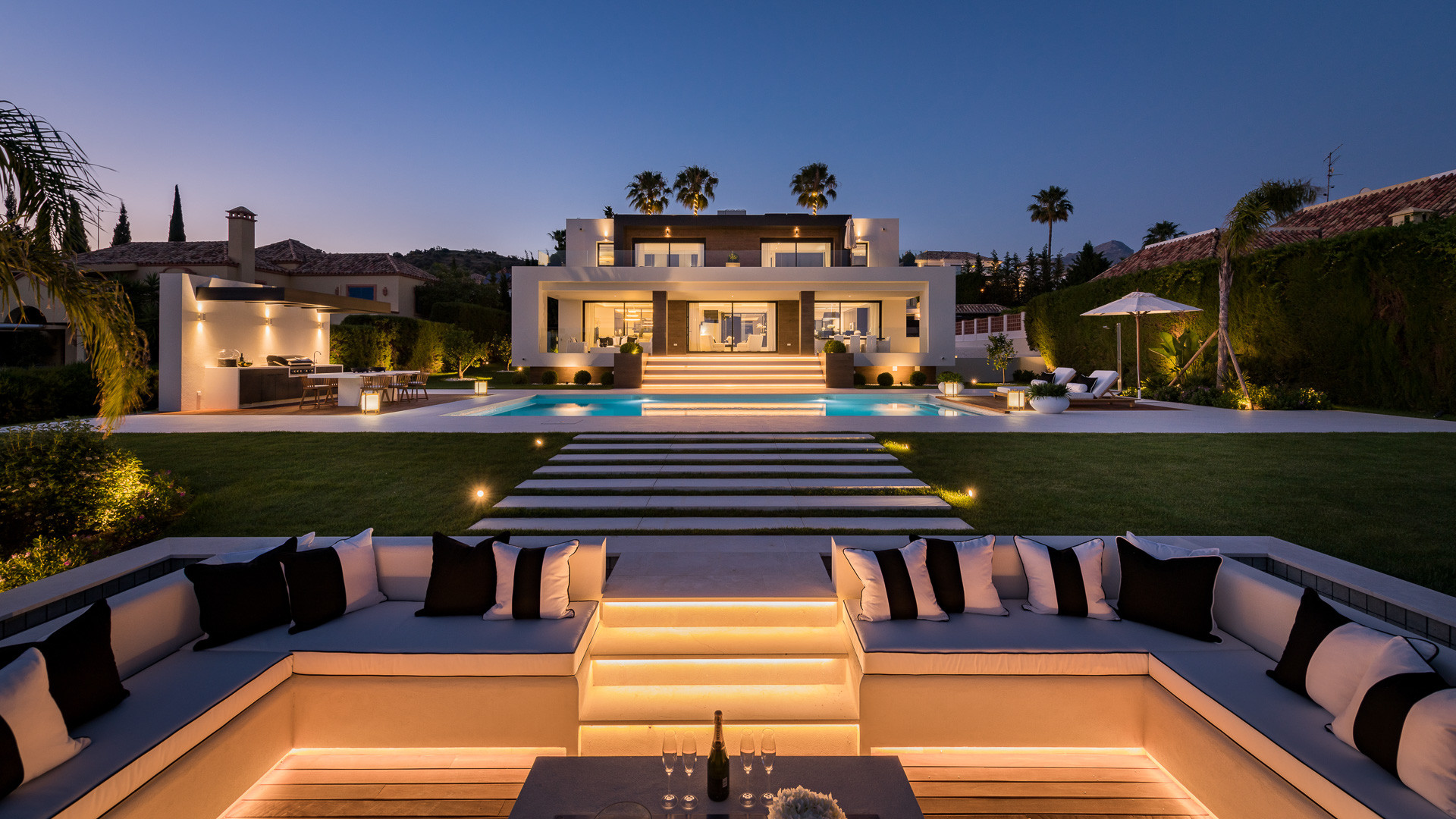 Villa – Nueva Andalucia – Marbella – BHHS