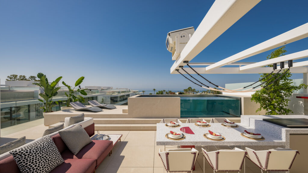 Semi Detached Villa – Marbella Golden Mile – Marbella – V12