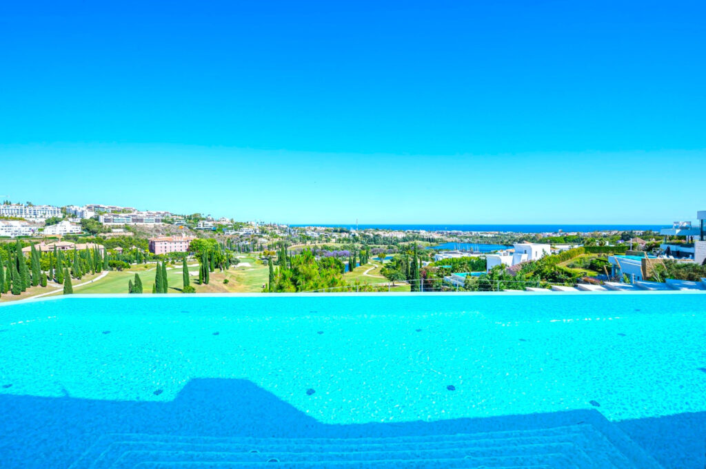 Villa – Los Flamingos Golf – Benahavis – V9081