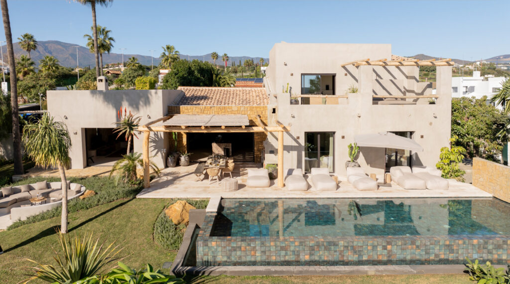 House – Estepona East – Estepona – 855
