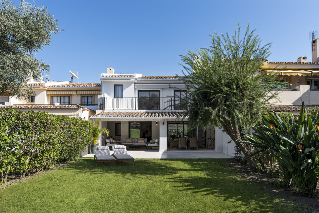 Town House – Nueva Andalucia – Marbella – 855