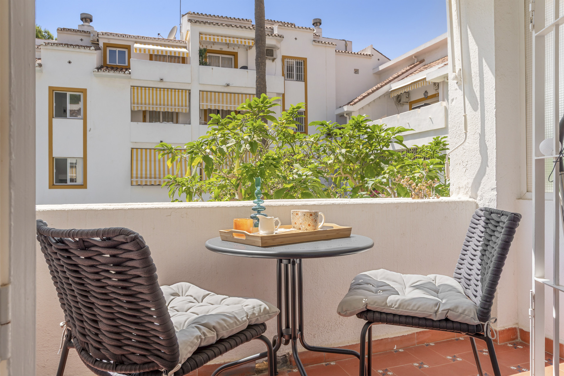 Apartment – Nueva Andalucia – Marbella – 855