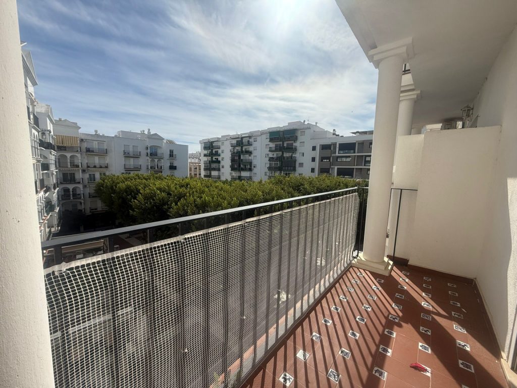 Apartment – Estepona Town – Estepona – 300