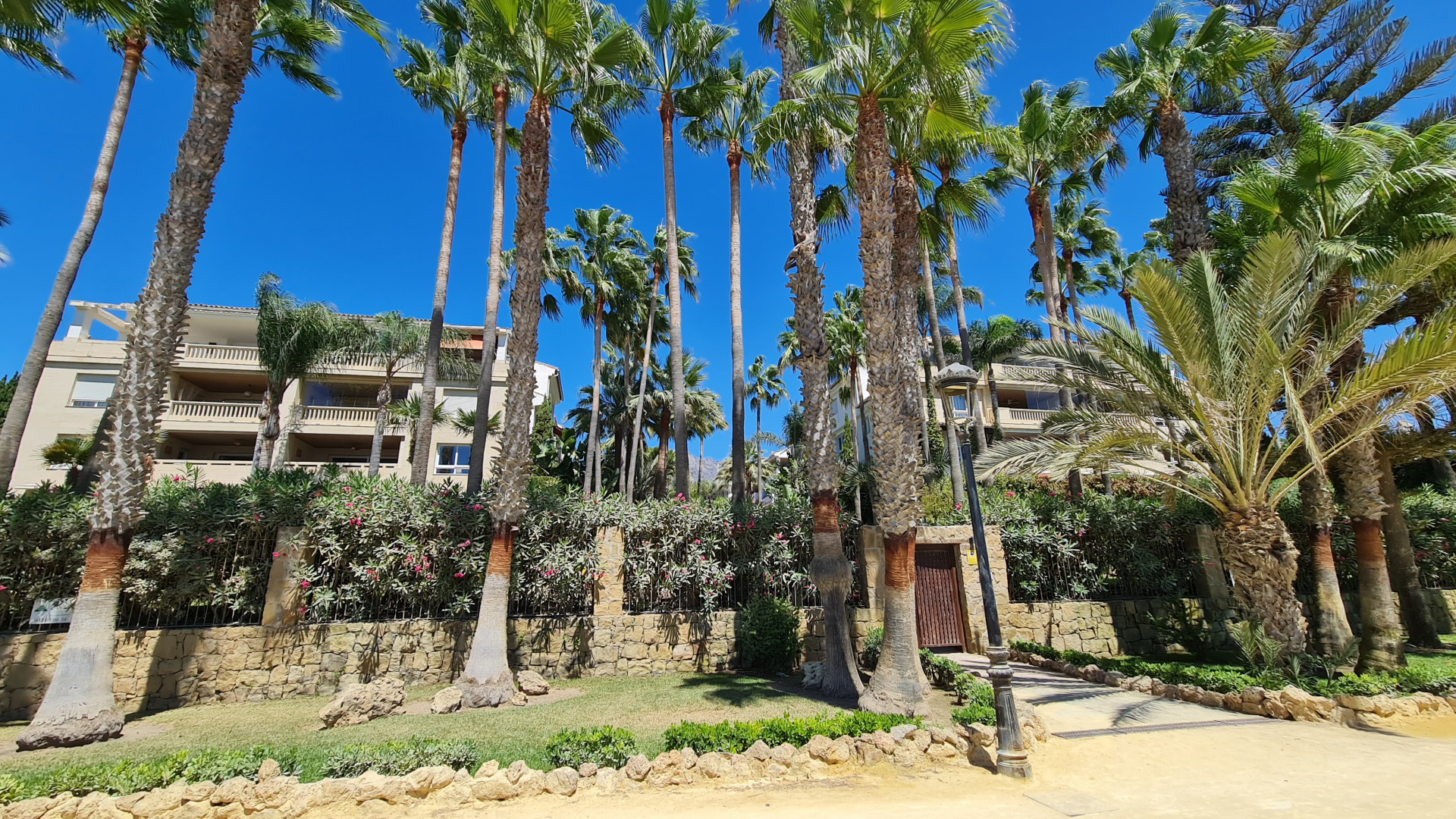 Apartment – Marbella Golden Mile – Marbella – 6308