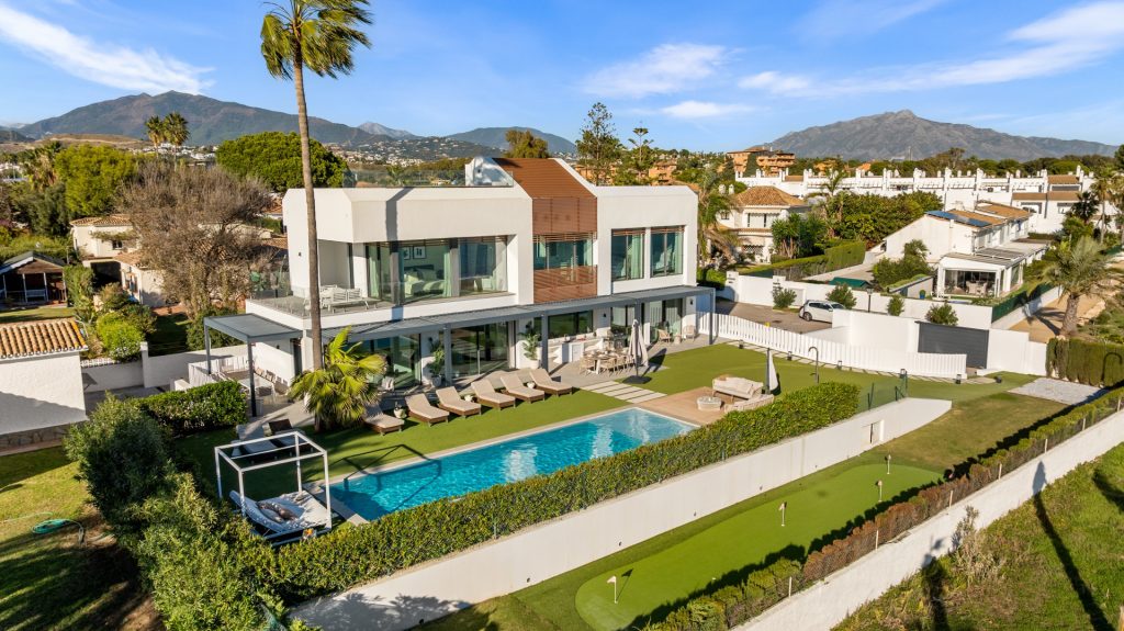 Villa – Estepona East – Estepona – CP06005
