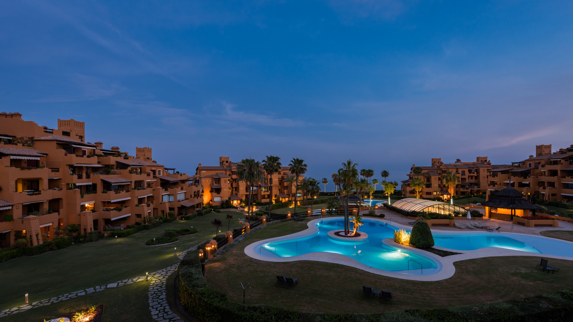 Apartment – Estepona East – Estepona – 963