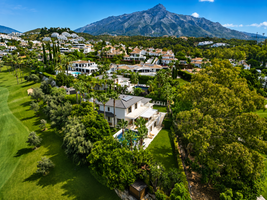 Villa – Nueva Andalucia – Marbella – DHM4557