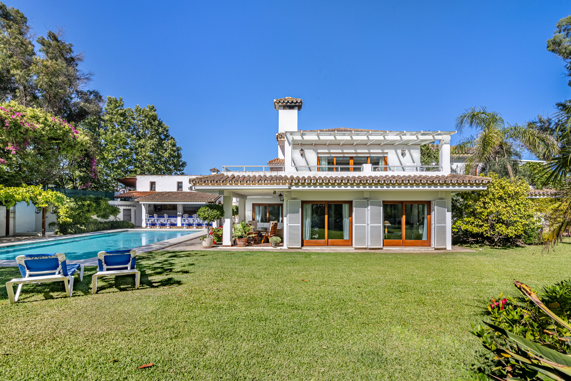 Chalet – Estepona East – Estepona – 437