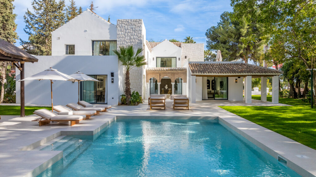 Villa – Nueva Andalucia – Marbella – 855
